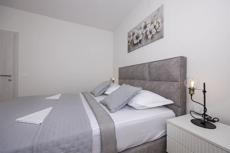 Apartments Villa Ambasador, Brela - bedroom