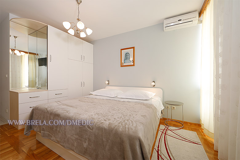 apartments Medi�, Brela - bedroom