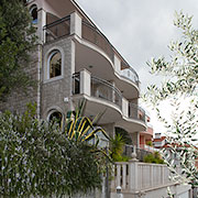 Apartments Villa Dominik, Brela