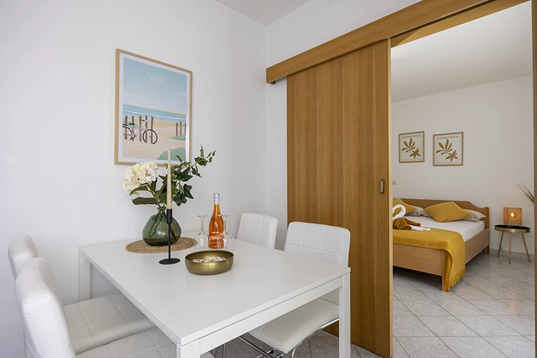 Apartments StoMarica, Brela - dining room
