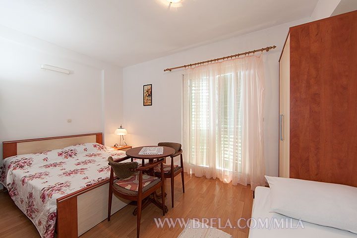 prva spava�a soba - first bedroom