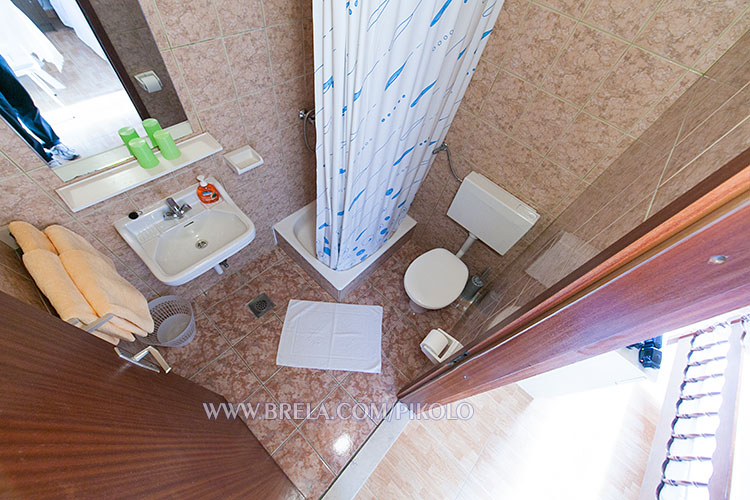 apartments Pikolo, Brela - bathroom