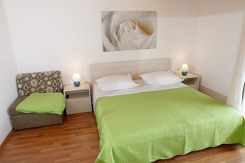 apartments Ru�ica, Brela - bedroom