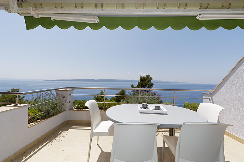 apartments Ru�ica, Brela - terrace with sea view