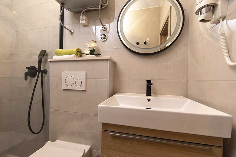 Apartments Škrabić, Brela - bathroom