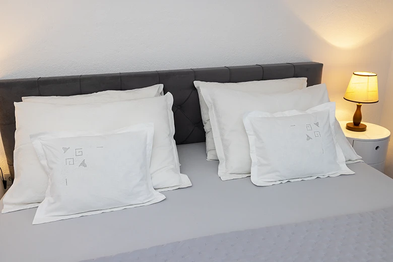 Apartments Škrabić, Brela - bedroom