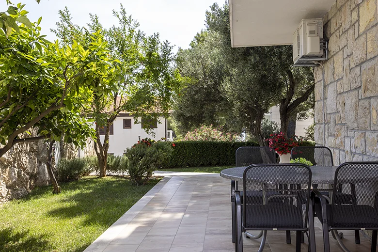 Apartments Škrabić, Brela - veranda