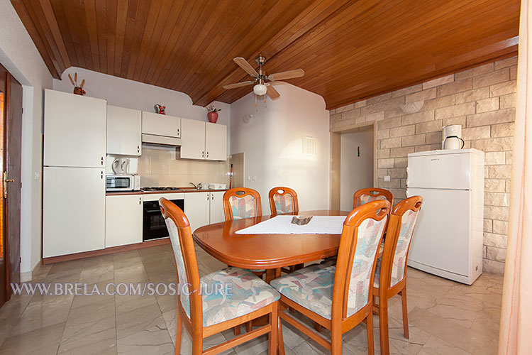 apartments Jure &Scaron;o&scaron;ić, Brela - dining room, kitchen