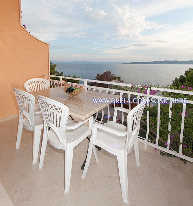 apartments Jure &Scaron;o&scaron;ić, Brela - balcony with sea view