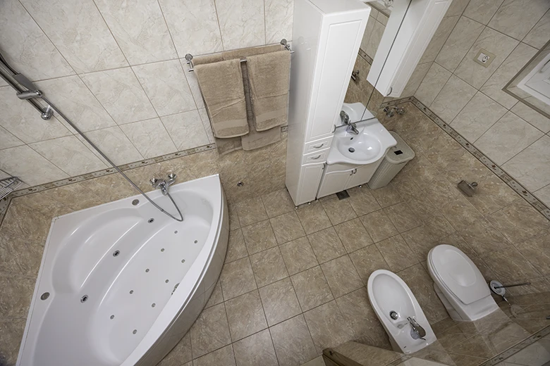 Apartments Villa kapetan Jure, Brela - bathroom