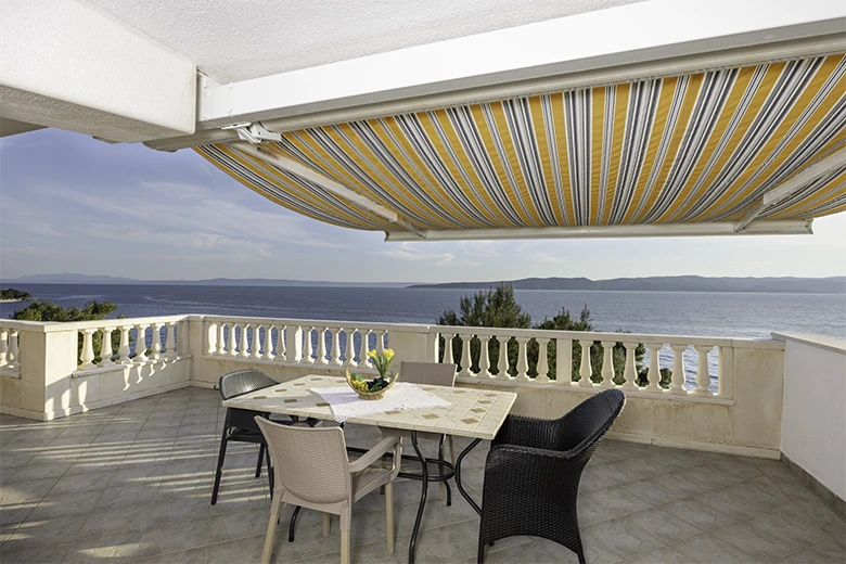 Apartments Villa kapetan Jure, Brela - terrace with panoramic sea view