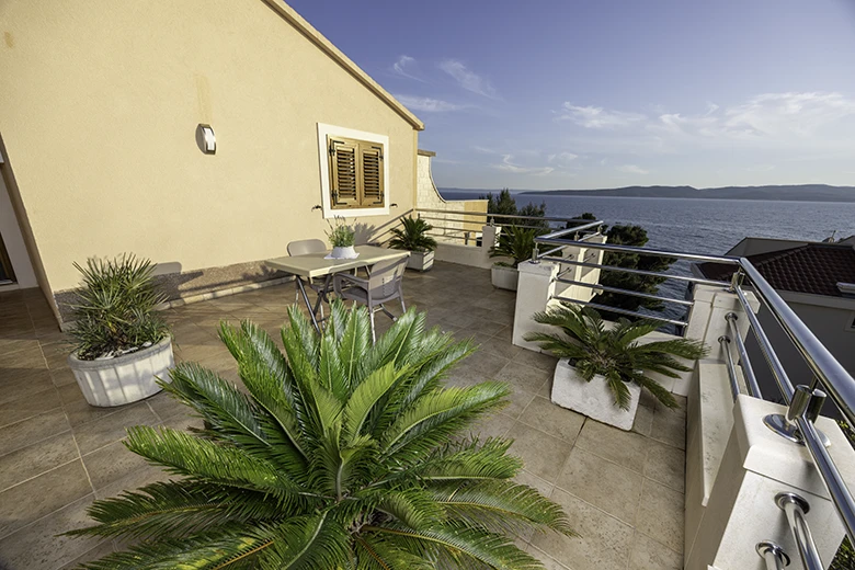 Apartments Villa kapetan Jure, Brela - terrace with panoramic sea view