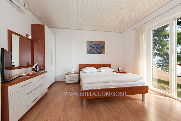 Brela Podra�e, apartments Mirjana - large bedroom