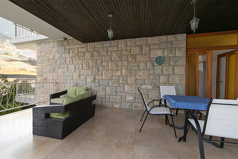 Apartments Villa Sunset, Brela - terrace with seaview