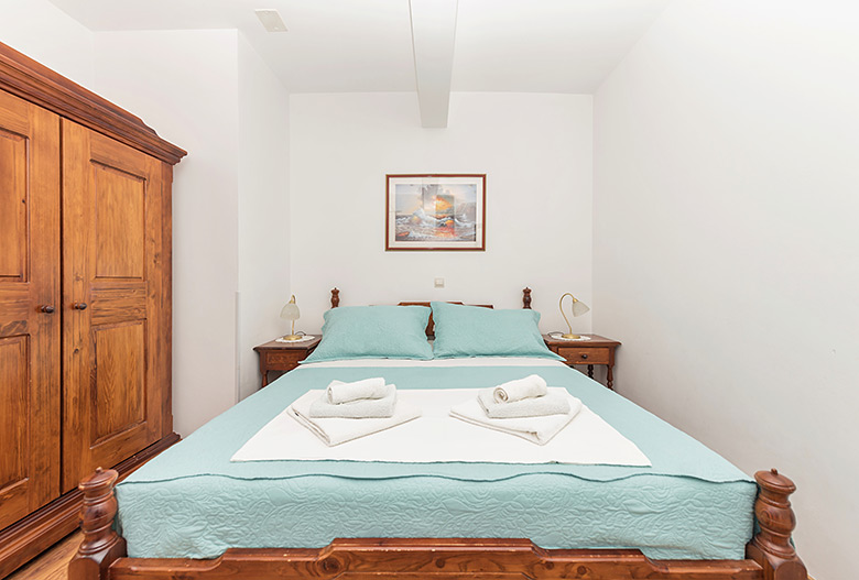 apartments Vanja, Brela - bedroom