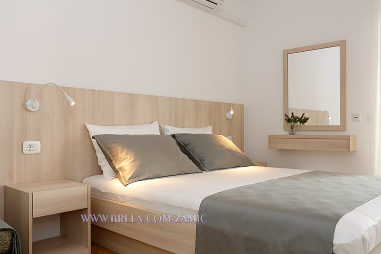 apartments Marija �ami�, Brela - bedroom