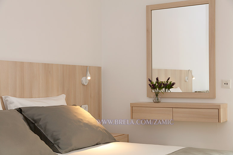 apartments Marija �ami�, Brela - bedroom