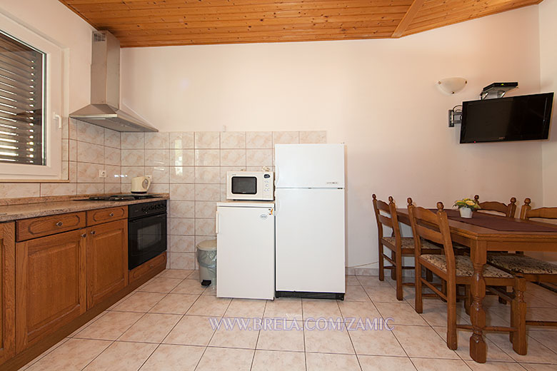apartments Marija �ami�, Brela - dining room